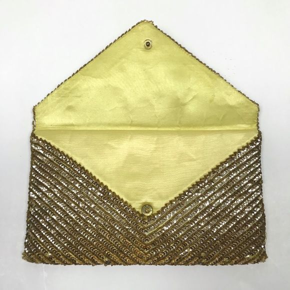 Express Vintage Gold Sequin Envelope Clutch Bag - Picture 2 of 5